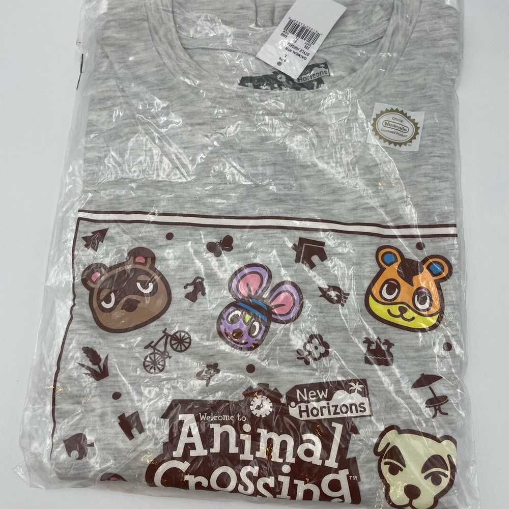 Nintendo Animal crossing long sleeve tee kids large